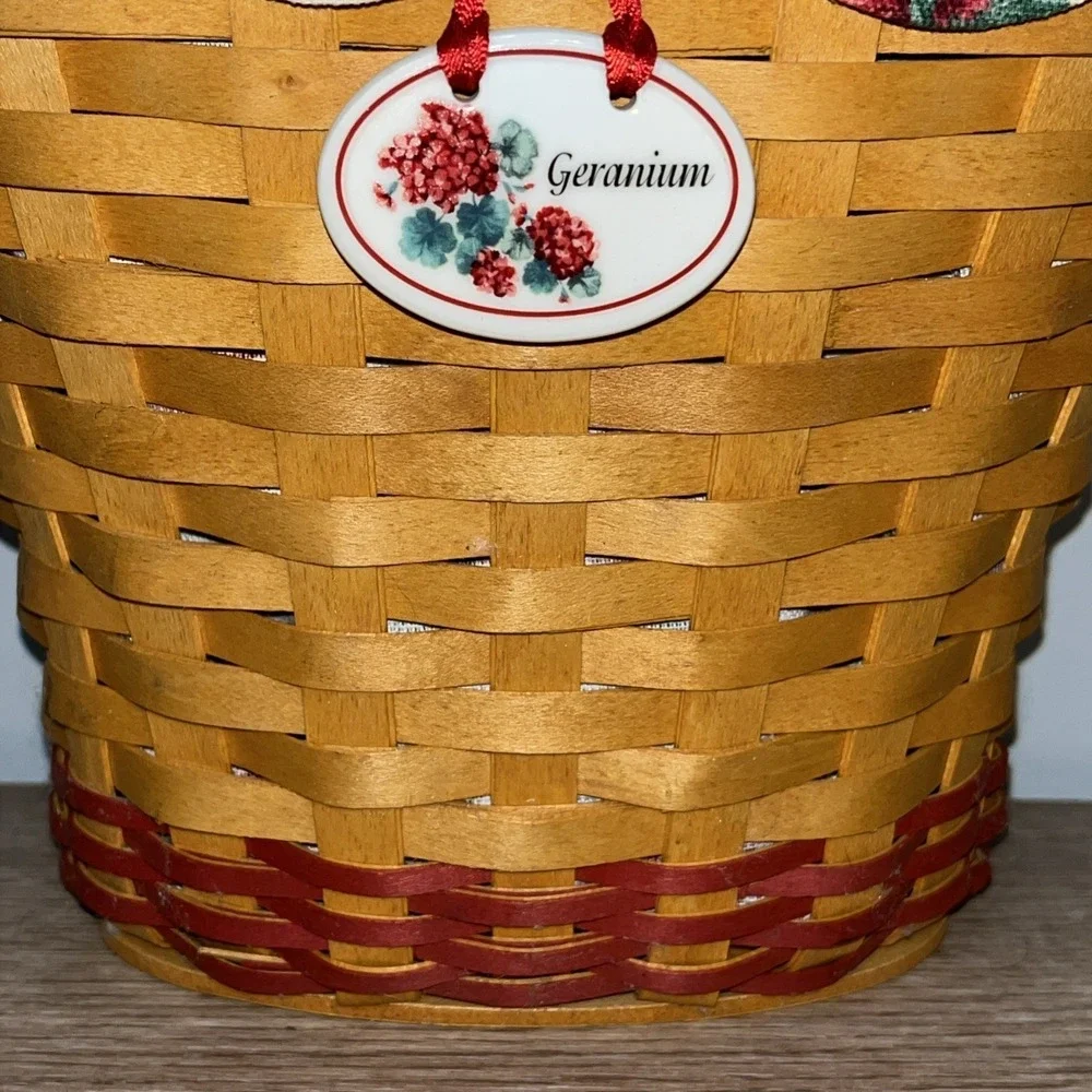 Longaberger 2002 geranium
